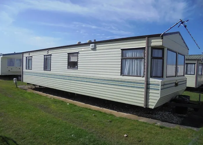 8 Berth Panel Heated On Coral Beach