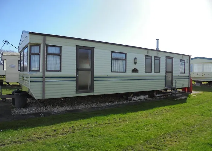 8 Berth Panel Heated On Coral Beach