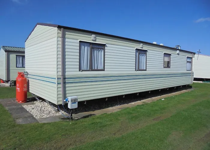 8 Berth Panel Heated On Coral Beach