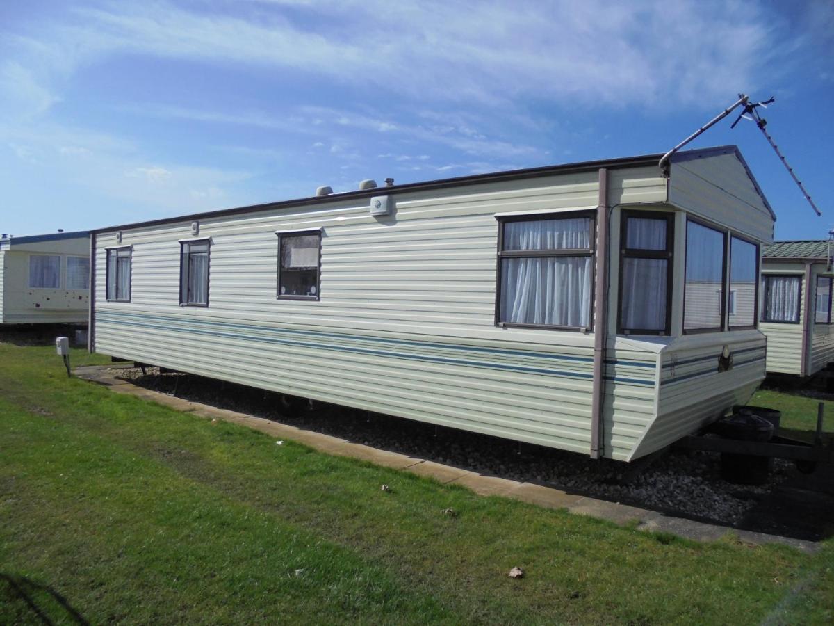 8 Berth Panel Heated On Coral