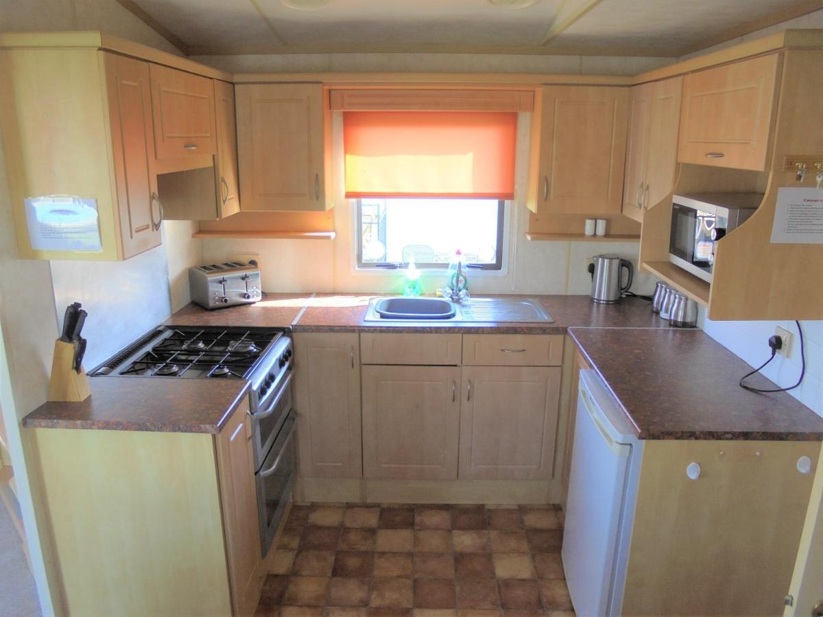 8 Berth Panel Heated On Coral *