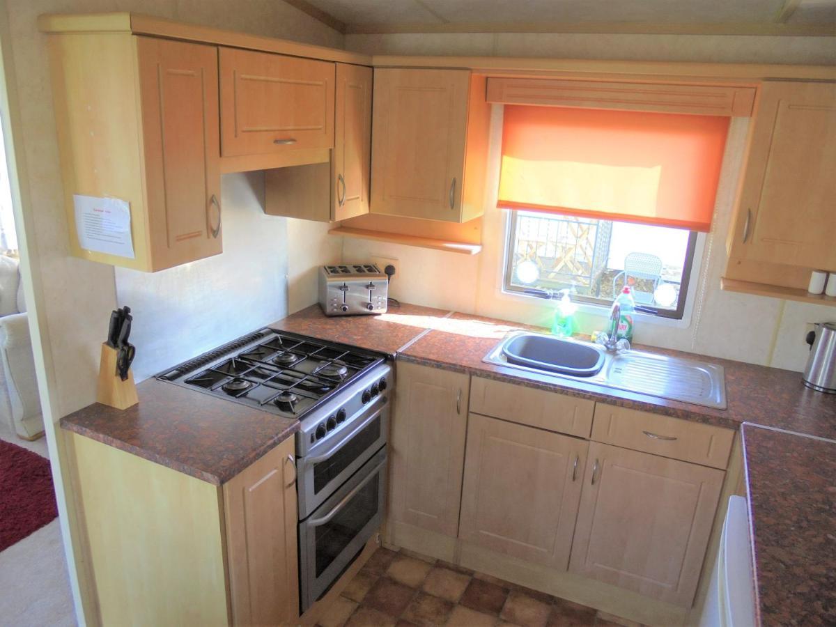 8 Berth Panel Heated On Coral Apartment *