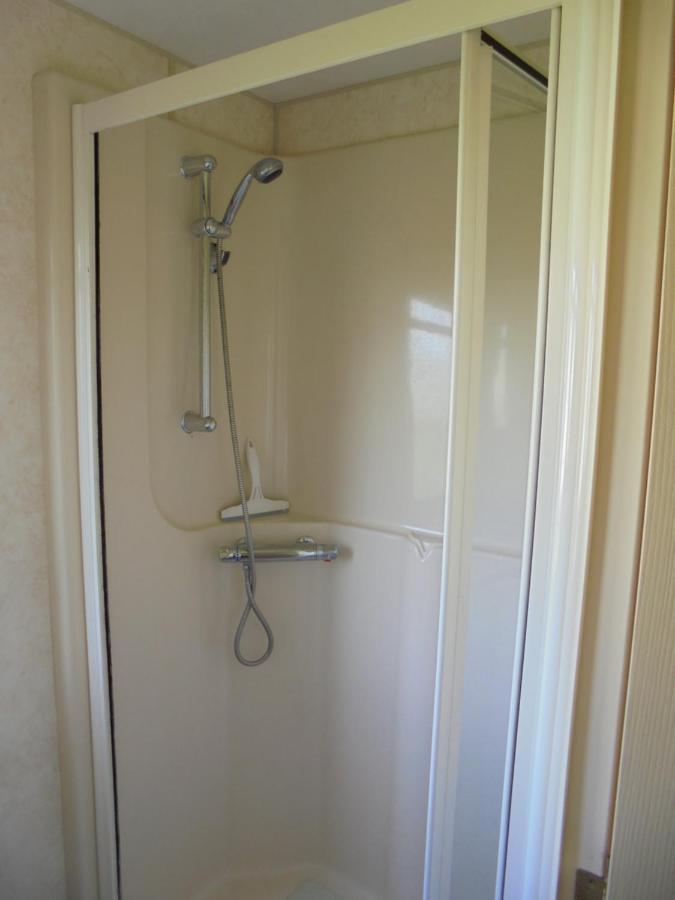 8 Berth Panel Heated On Coral Apartment